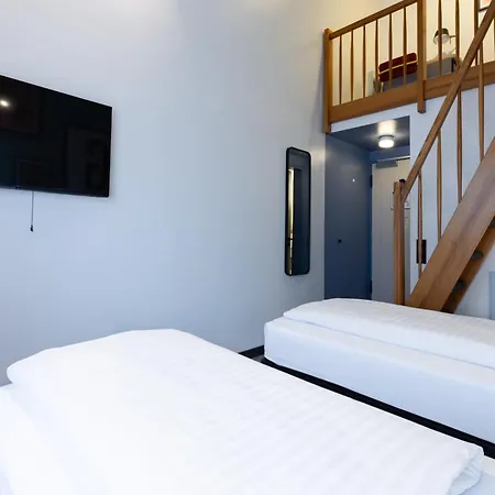 Garner - Akademie 3* Kiel