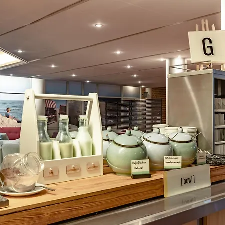 Otel Garner - Akademie 3*