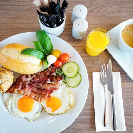 Отель Garner Hotel Kiel - Akademie 3*