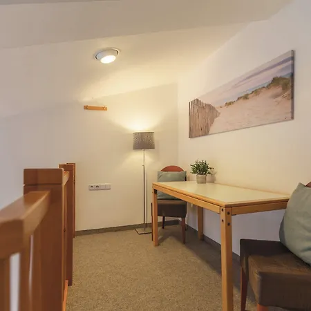 Garner Hotel Kiel - Akademie Киль