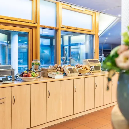 Garner - Akademie 3* Kiel