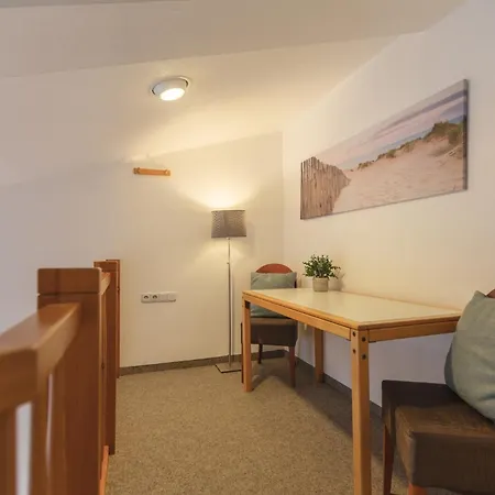 Garner - Akademie 3*