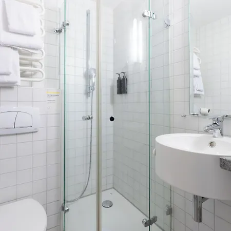 Novum Akademiehotel 3*