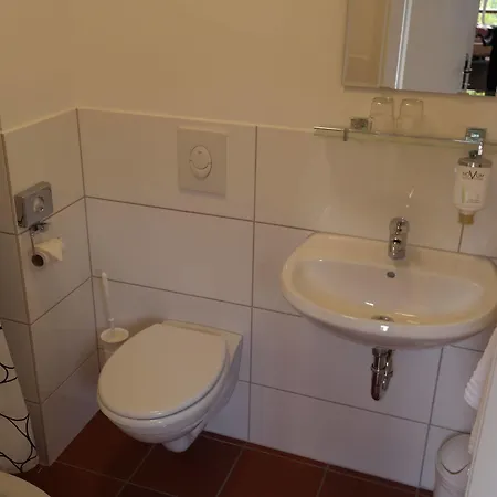 Garner - Akademie Otel 2*