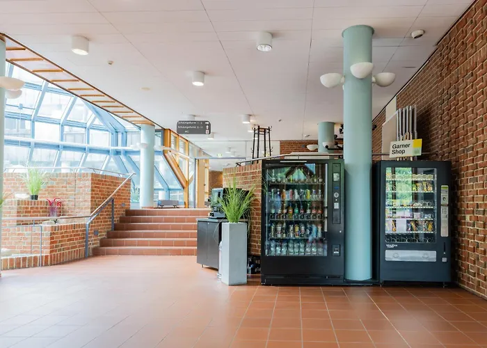 Garner - Akademie Hotel