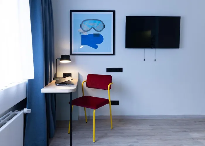 Garner - Akademie Hotel 3*