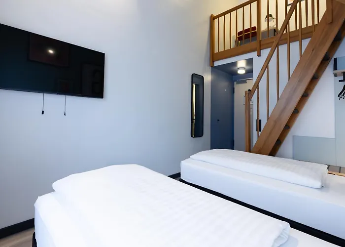 Garner - Akademie 3* Kiel