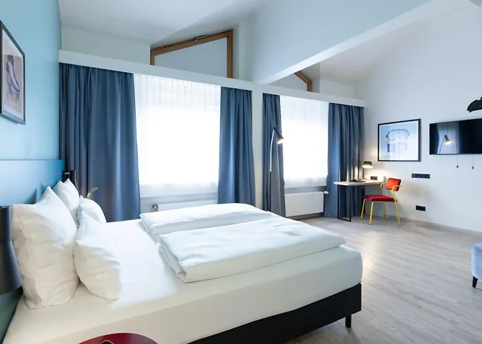 Garner - Akademie 3* 基尔