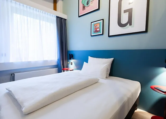 Garner - Akademie Hotel 3*