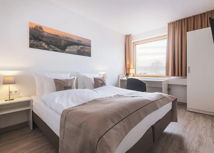 Garner - Akademie 3*